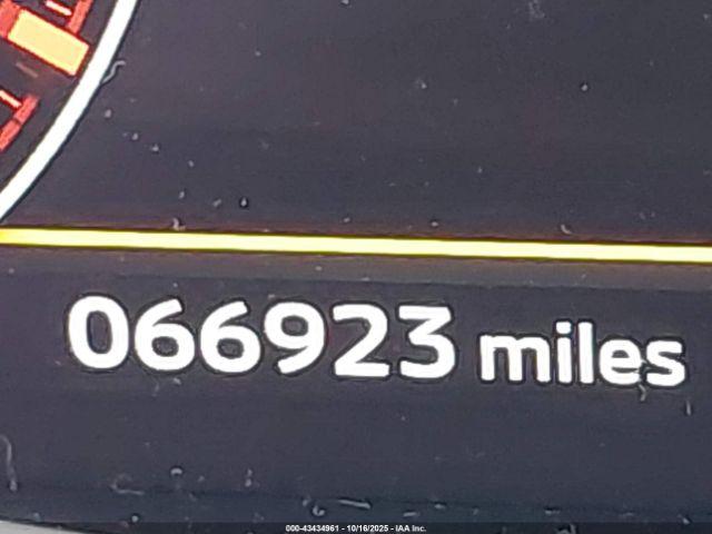 Mitsubishi Outlander Sel 2.5 S-awc Image 11