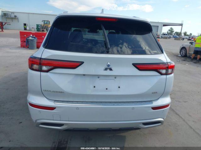 Mitsubishi Outlander Sel 2.5 S-awc Image 13