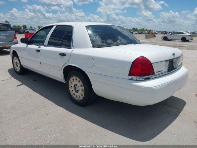 Ford Crown Victoria Standard Image 6