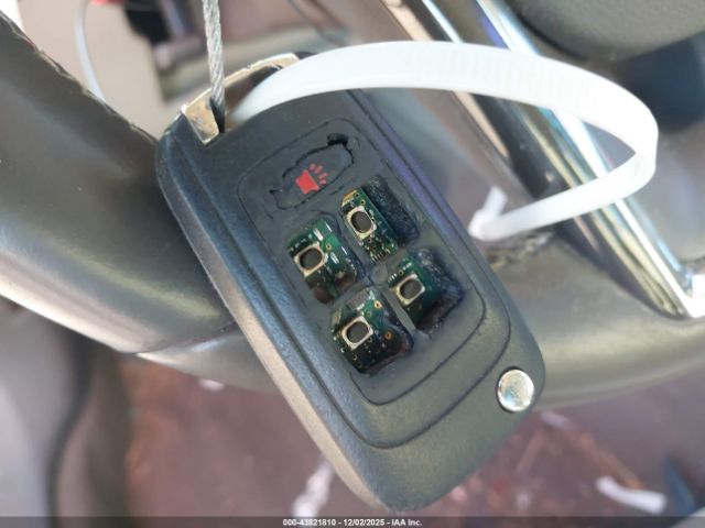 Chevrolet Volt Image 5