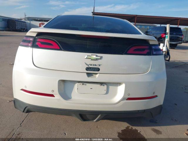 Chevrolet Volt Image 4