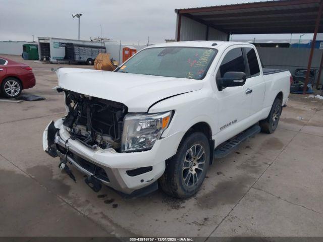 Nissan Titan King Cab Sv 4x2 Image 3