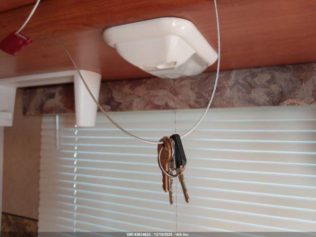 Holiday Rambler Savoy Lx 32skt Image 13