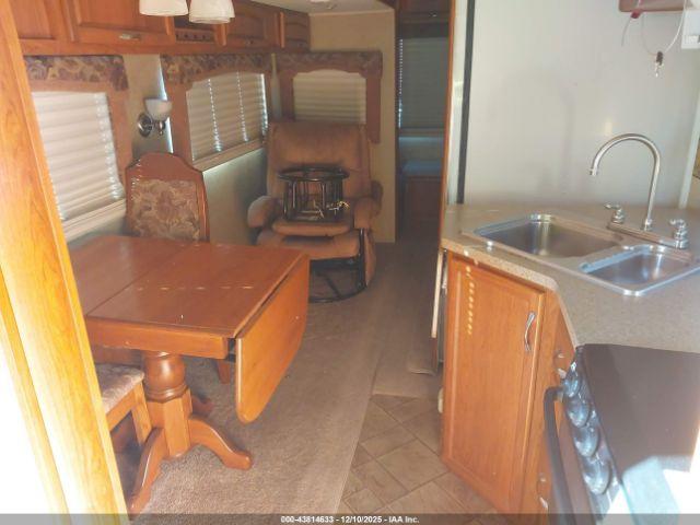 Holiday Rambler Savoy Lx 32skt Image 11