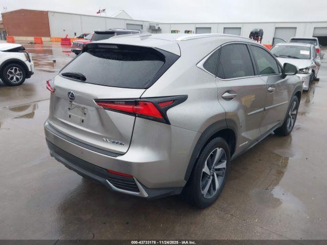 Lexus NX Image 15