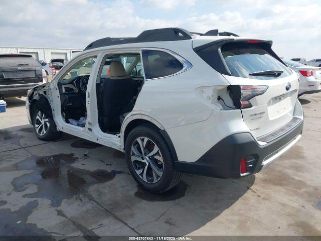 Subaru Outback Limited Image 3