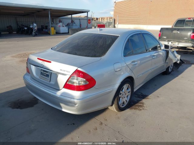 Mercedes-Benz E-Class Image 3