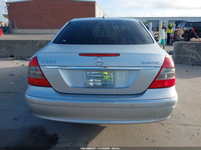 Mercedes-Benz E-Class Image 18