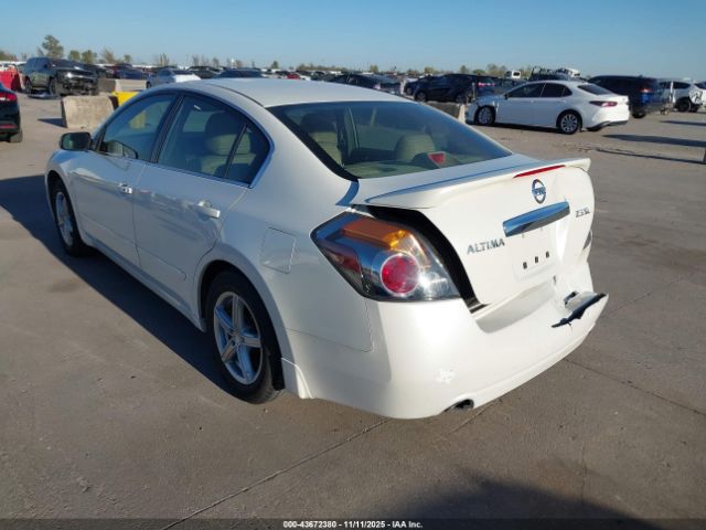 Nissan Altima 2.5 S Image 5