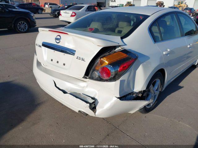 Nissan Altima 2.5 S Image 8