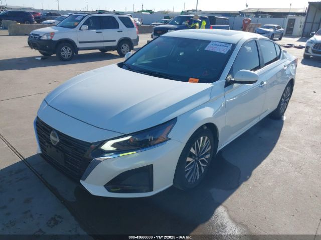 Nissan Altima Sv Fwd Image 11