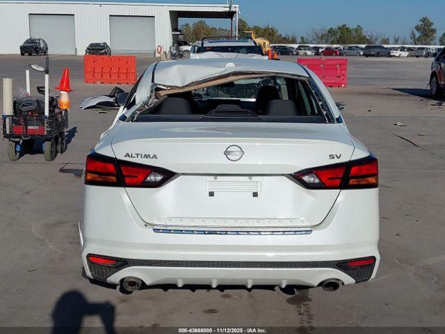 Nissan Altima Sv Fwd Image 4