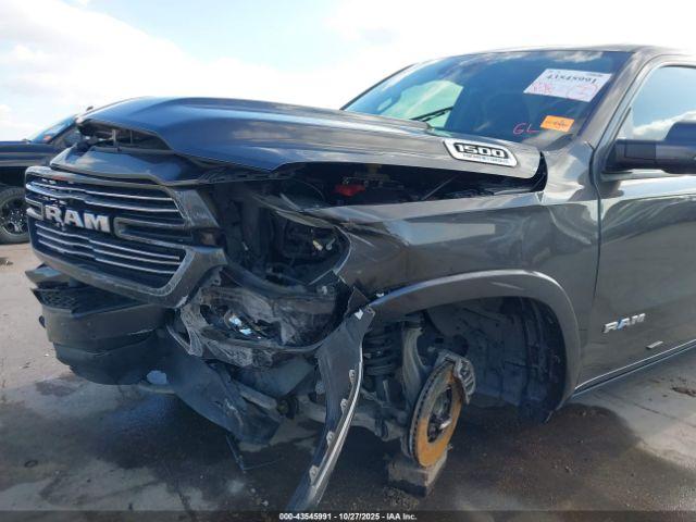 Ram 1500 Laramie  4x2 5'7 Box Image 7