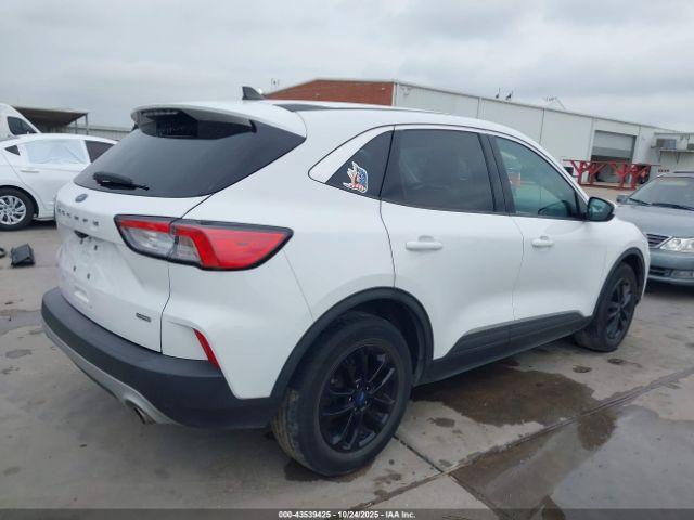 Ford Escape Se Hybrid Image 6