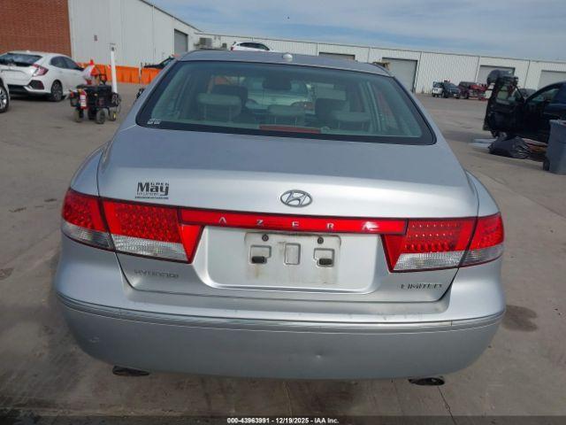 Hyundai Azera Image 12