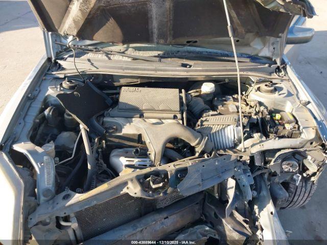 Mitsubishi Galant Image 16