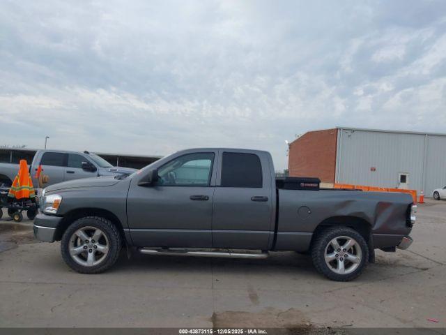 Dodge Ram 1500 Slt Image 2