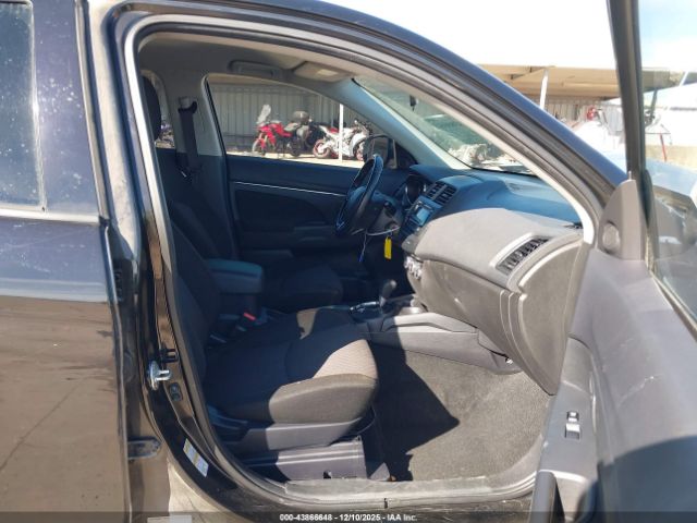 Mitsubishi Outlander Image 15