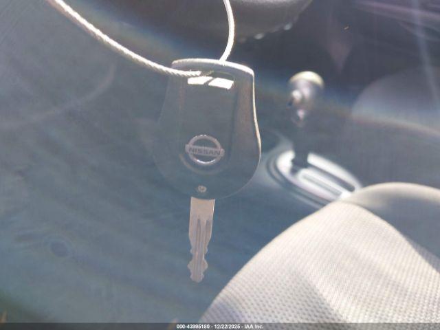 Nissan Versa 1.6 Sv Image 11