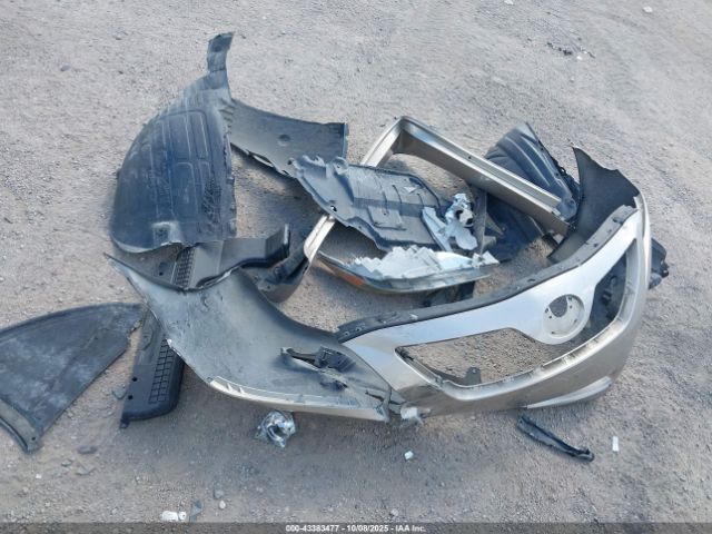 Toyota Camry Le Image 2