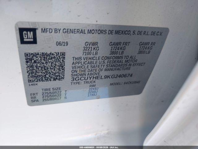 Chevrolet Silverado 1500 High Country Image 10