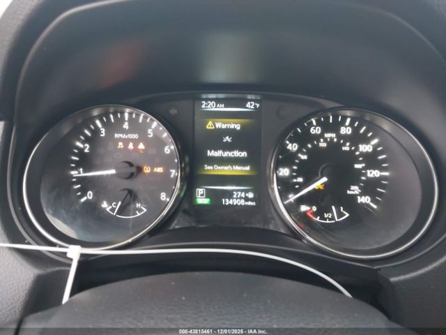 Nissan Rogue Sv Image 3