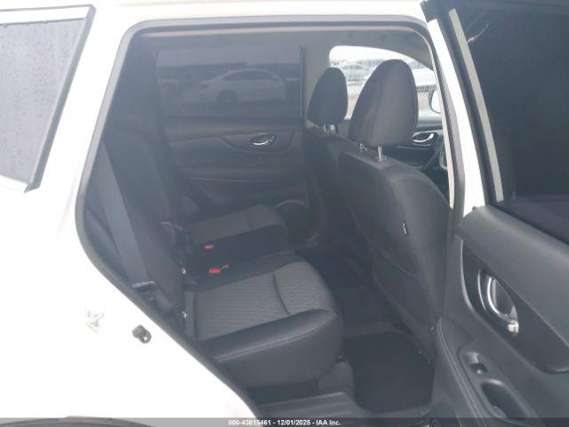 Nissan Rogue Sv Image 8