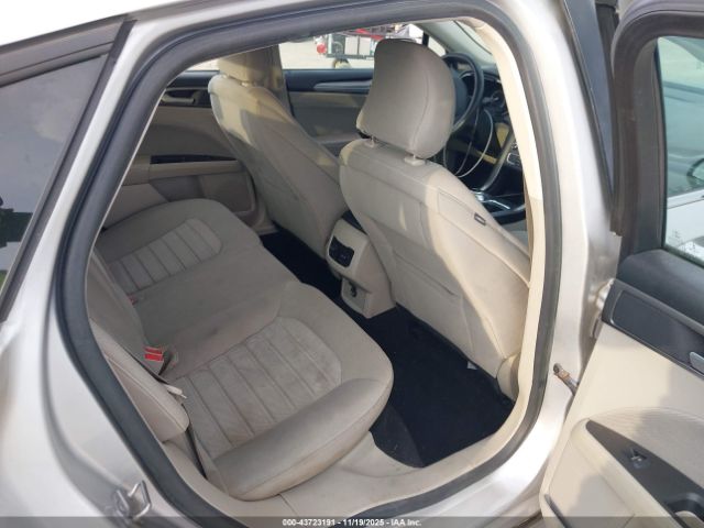 Ford Fusion Se Image 13