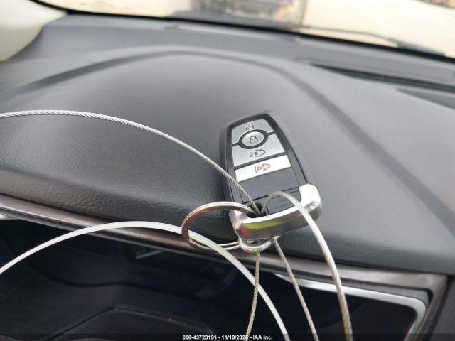 Ford Fusion Se Image 2