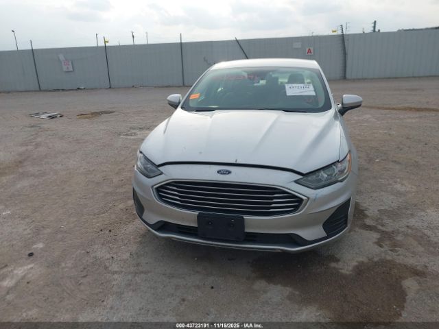 Ford Fusion Se Image 9