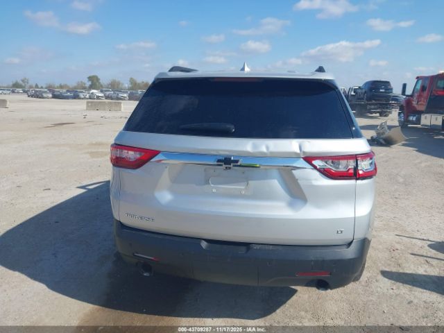 Chevrolet Traverse Fwd Lt Cloth Image 15