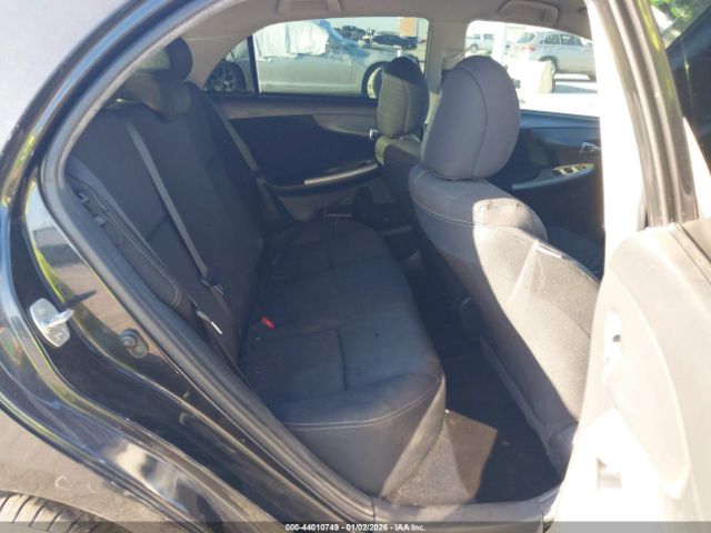 Toyota Corolla S Image 11