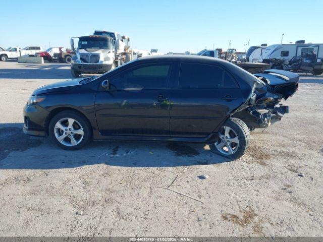 Toyota Corolla S Image 13