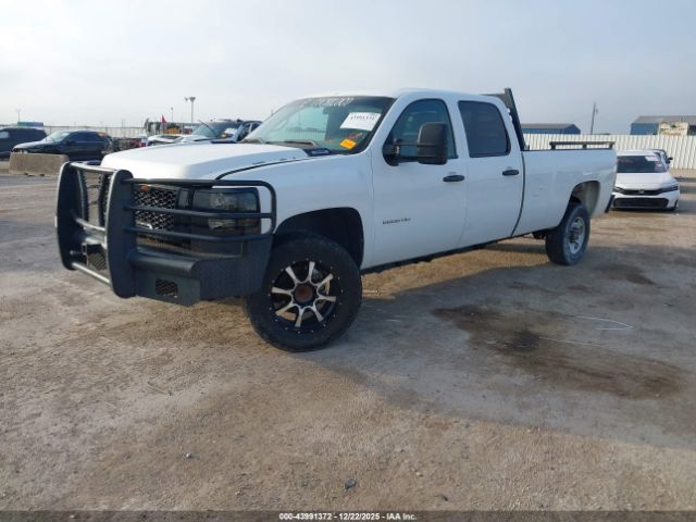 Chevrolet Silverado 2500 Work Truck Image 2