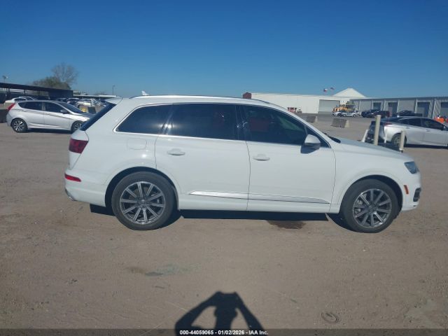 Audi Q7 Image 11