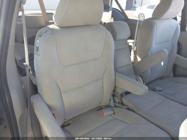 Honda Odyssey Ex Image 16