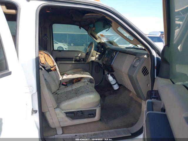 Ford F-450 Lariat Image 5