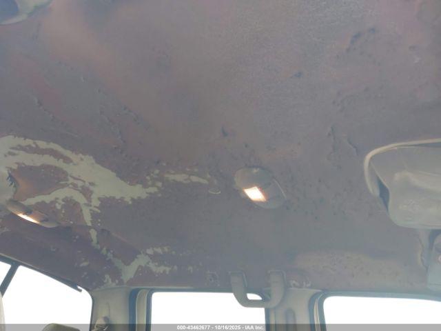 Ford F-450 Lariat Image 11