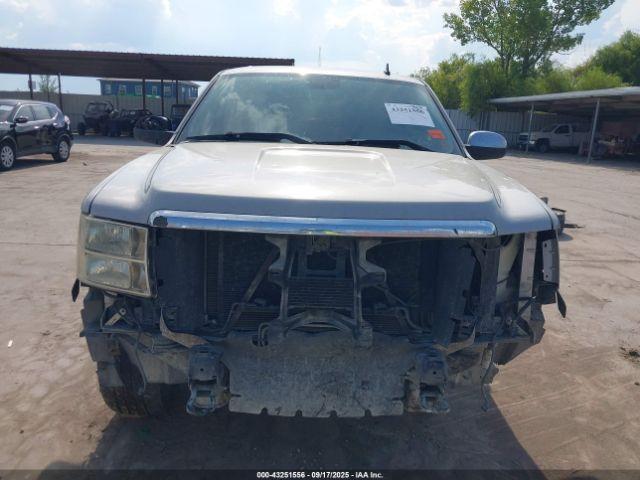 GMC Sierra 1500 Sle1 Image 12