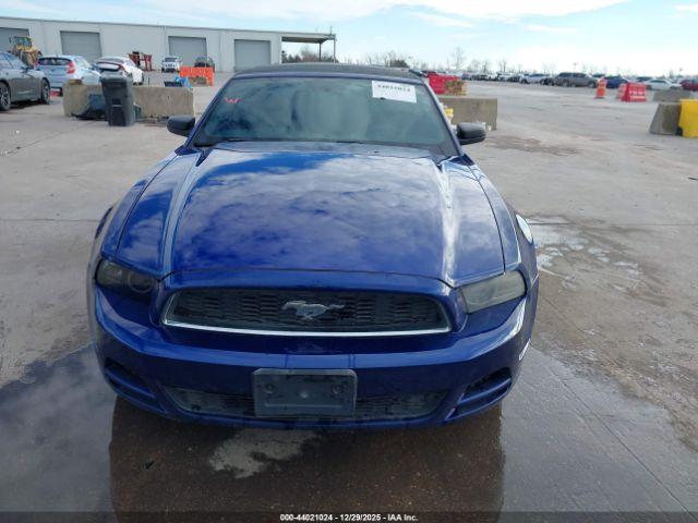 Ford Mustang V6 Image 16