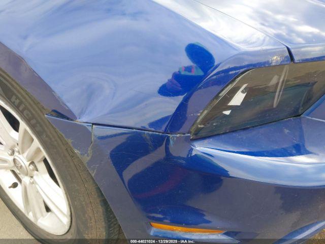 Ford Mustang V6 Image 7