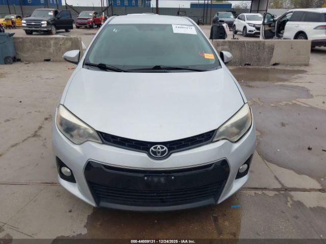 Toyota Corolla Image 12