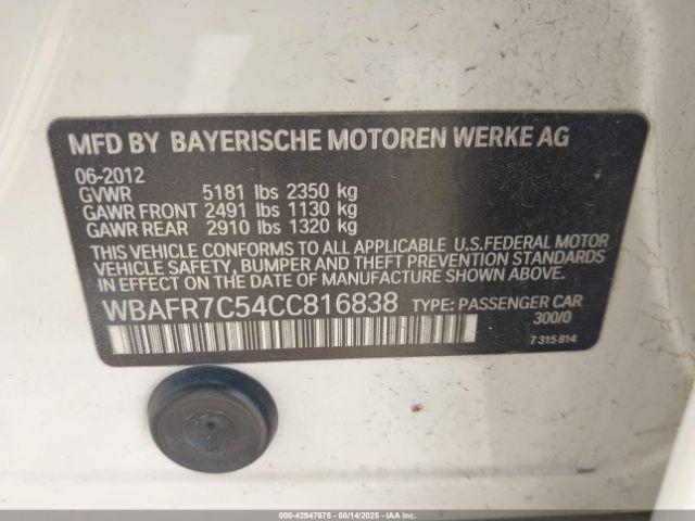 BMW 5 Series Image 9