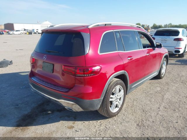 Mercedes-Benz GLB Image 7