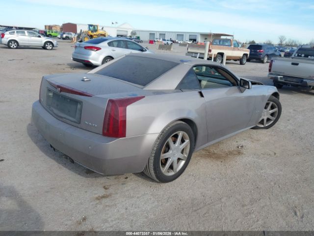 Cadillac XLR Standard Image 3