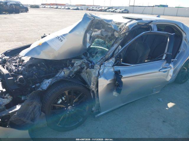 Toyota Camry Xse Image 7