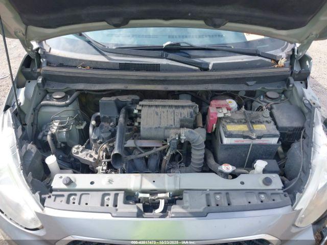 Mitsubishi Mirage Es Image 8