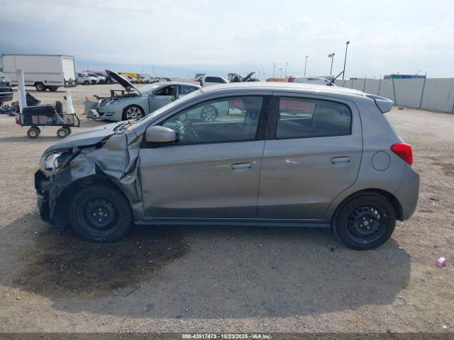 Mitsubishi Mirage Es Image 12