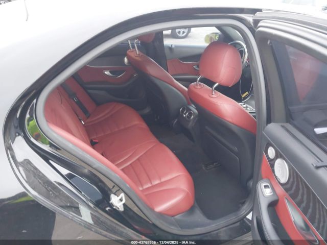 Mercedes-Benz C-Class Sport Image 6