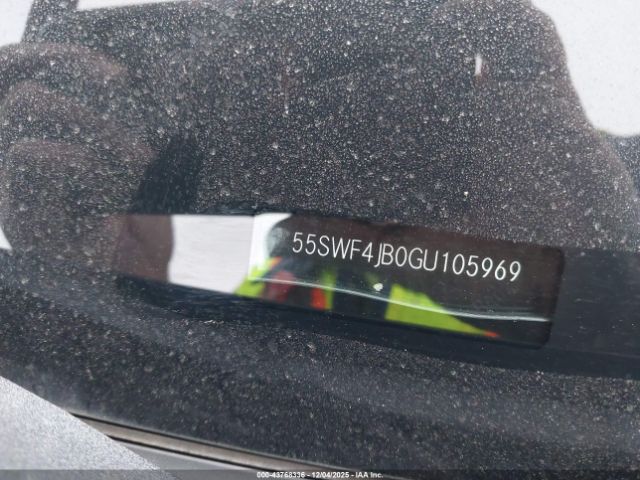 Mercedes-Benz C-Class Sport Image 3